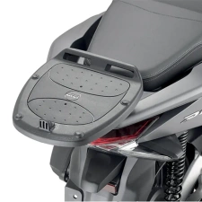 TAGAKOHVRI KINNITUS GIVI MONOLOCK HONDA PCX 125 
