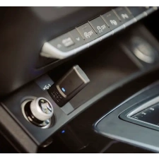 QUAD LOCK® CARPLAY/ANDROID AUTO ADAPTER