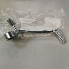 13236-1403 KAWASAKI OEM PIDURIPEDAAL 