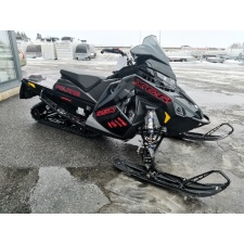 MOOTORSAAN POLARIS INDY 850 XCR 136 S23TDL8RE